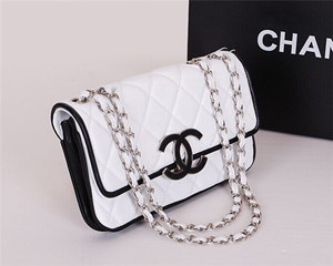 シャネルスーパーコピー CHANEL ノベルティ 肩掛けチェン ハンドバッグ CHANEL-065