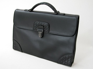 ボッテガヴェネタスーパーコピー BOTTEGAVENETA ブリーフケース 145168V4641-1000 ブラック