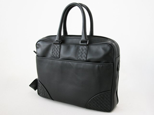 ボッテガヴェネタスーパーコピー BOTTEGAVENETA ビジネスバッグ 155168V4641-1000 ブラック カラ―