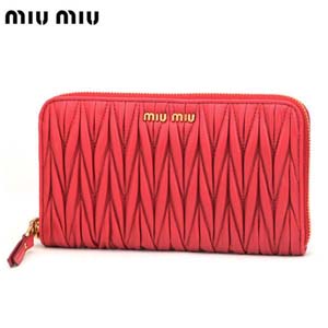 ミュウミュウスーパーコピー miu miu ラウンドファスナー長財布 レッド ナッパレザー 5M0506MATELASSE-ROSSO