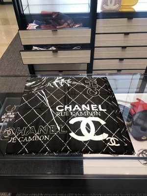 シャネルマフラースーパーコピーは工場直営 最新作マフラーのchanel-009 スーパーコピーすぐ届く 140*140CM 1色