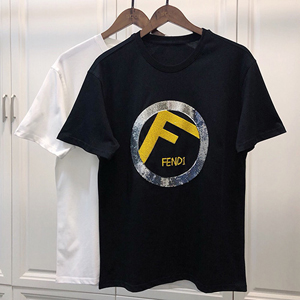 FENDI ( フェンディスーパーコピー ) 19ss Sequins Embroidery Logo Tシャツ FD037