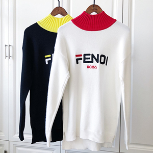 明日花キララ着用 FENDI (フェンディスーパーコピー) × FILA (フィラ) Split セーター AW18 FD013