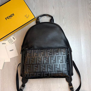 FENDI ( フェンディスーパーコピー ) レザーバックパック FD075