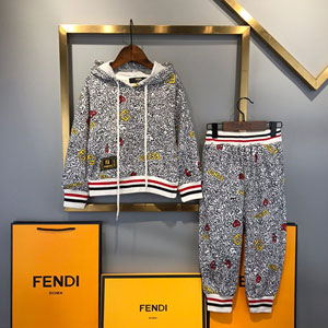 FENDI (フェンディ) セットアップ ボーイスタイル aw20 パロディ 子供服 FD082