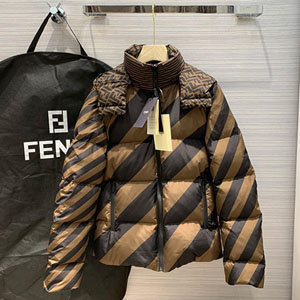 FENDI (フェンディスーパーコピー) リバーシブルナイロンダウンジャケット FD086