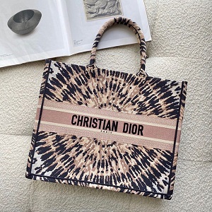 ディオール スーパーコピー DIOR BOOK TOTE M1286ZJAI_M884