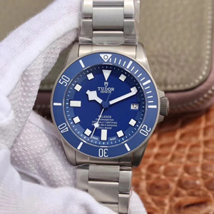 チューダー PELAGOS/42 mm自動機械時計 M25600TB-0001