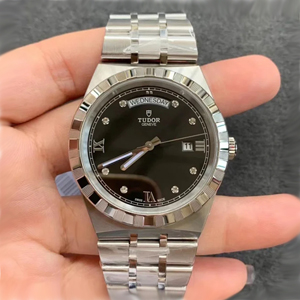 チューダー TUDOR ROYAL/ 41 mm 自動機械時計 M28600-0004