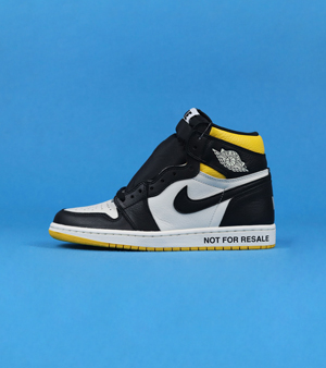 ナイキ エア ジョーダン１ レトロ ハイ ノット フォー リセール バーシティ メイズ スニーカー 861428-107（NIKE Air Jordan 1 Retro High OG NRG 