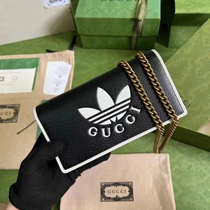 adidas x Gucci スーパーコピー チェーン ウォレット ブラック （621892 UZ3BG 1057）