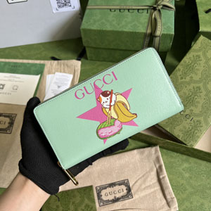 グッチ GUCCI スーパーコピー  701060 ばなにゃ プリント ジップアラウンドウォレット 19.5X11X3CM