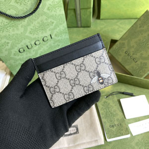 GUCCI スーパーコピー グッチ 451277 キングスネーク プリント GGスプリーム カードケース