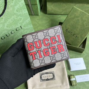 GUCCI スーパーコピー グッチ 671652 インターロッキングG付きウォレット