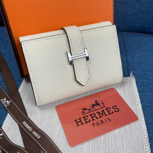 HERMES エルメス スーパーコピー ベアン ３折コンパクト財布 牛革 ホワイト 146