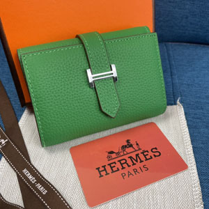 HERMES エルメス スーパーコピー ベアン ３折コンパクト財布 牛革 グリーン 148