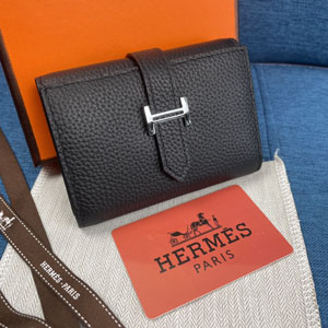 HERMES エルメス スーパーコピー ベアン ３折コンパクト財布 牛革 ブラック 149