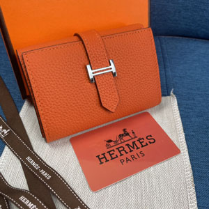 HERMES エルメス スーパーコピー ベアン ３折コンパクト財布 牛革 オレンジ  150