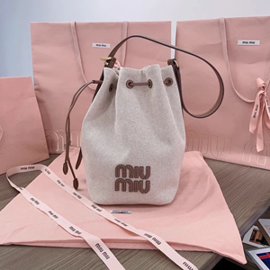 MIU MIU スーパーコピー ミュウミュウ キャンバス×レザーのバケットバッグ（5BE089_2CRN_F062F_V_OLO）