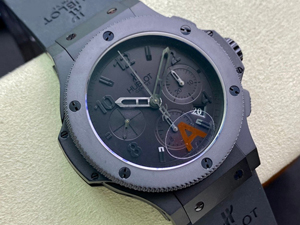 【HB工場出品】ウブロ スーパーコピー ウブロ HUBLOT ビッグバン アイスバン 301.CT.130.RX