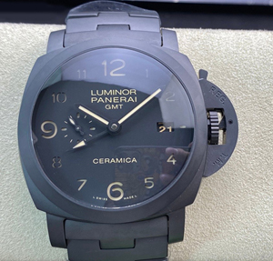 【VS工場出品】OFFICINE PANERAI パネライ スーパーコピー ルミノール 1950 3デイズ GMT オートマチック PAM00438 44mm