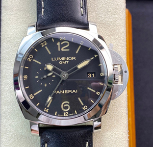 【VS工場出品】OFFICINE PANERAI パネライ スーパーコピー ルミノール 1950 3デイズ GMT オートマチック PAM00531 44mm