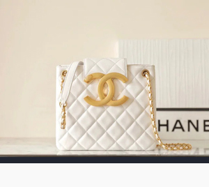 CHANEL シャネル スーパーコピー ビッグロゴ ショッピングバッグ チェーンバッグ ホワイト 005