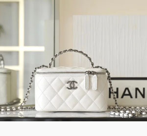 CHANEL シャネル スーパーコピー チェーンクラッチ バニティバッグ（AP3593 B14291 10601）