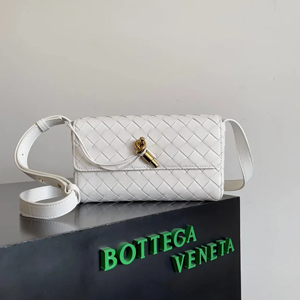 BOTTEGA VENETA ボッテガヴェネタ スーパーコピー ミニ アンディアーモ クロスボディバッグ（755545）