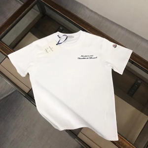 Moncler モンクレール スーパーコピー 2024ss新作の丸首プルオーバーのコットンTシャツ 2色 045