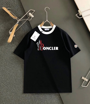 Moncler モンクレール スーパーコピー 2024ss新作の丸首プルオーバーのコットンTシャツ 021