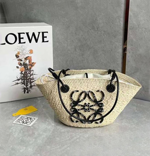 LOEWE ロエベ スーパーコピー アナグラム バスケットバッグ スモール （イラカヤシ＆カーフ）ナチュラル/ブラック A223P65X01