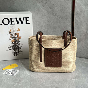 LOEWE ロエベ スーパーコピー スクエア バスケットバッグ スモール （ラフィア&カーフ）ナチュラル A223099X02