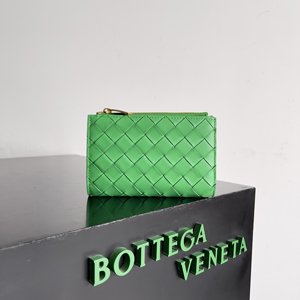 BOTTEGA VENETA ボッテガヴェネタ スーパーコピー ミディアム イントレチャート 二つ折りファスナーウォレット（667468VCPP23722）