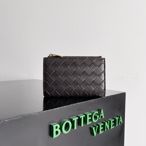 BOTTEGA VENETA ボッテガヴェネタ スーパーコピー ミディアム イントレチャート 二つ折りファスナーウォレット（667468）