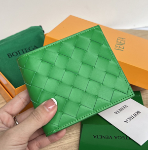 BOTTEGA VENETA ボッテガヴェネタ スーパーコピー イントレチャート 二つ折りウォレット（605721VCPQ43724）