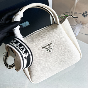 PRADA スーパーコピー プラダ ヴィッテロダイノソフトレザー スモール ハンドバッグ ホワイト（1BC145_2DKV_F0009_V_3OM）