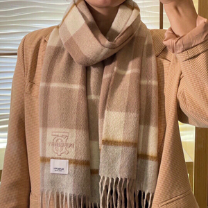 【Burberry】バーバリー スーパーコピー カシミアスカーフ ライトブラウン（Burberry 032）