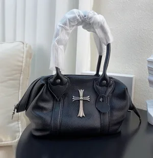 クロムハーツ ブラックレザー モニカクロス ダンプリングバッグ（Chrome Hearts017）